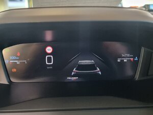 Peugeot 2008 Allure Klimaautom. Alu Allwetter Android Appl 14.715 km 17.690 &euro; HAAN 42781