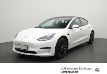 Tesla Model 3 71.355 km 29.980 &euro; Leverkusen 51379