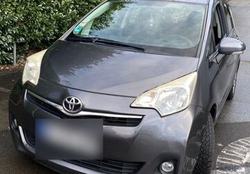 Toyota Verso-S 204.665 km 4.799 &euro; Wermelskirchen 42929