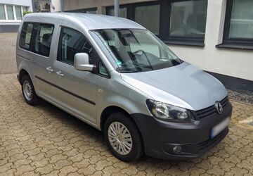 VW Caddy 212.000 km 5.999 &euro; Köln 50676
