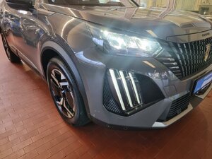 Peugeot 2008 Allure Klimaautom. Alu Allwetter Android Appl 14.715 km 17.690 &euro; HAAN 42781