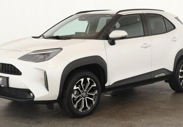 Toyota Yaris Cross 16.400 km 23.984 &euro; Düsseldorf 40233