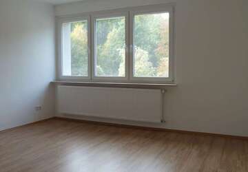 Wohnung Wuppertal Unterbarmen - 1 Zimmer, 35 m&sup2;, 330&euro; | Angebot:27385314