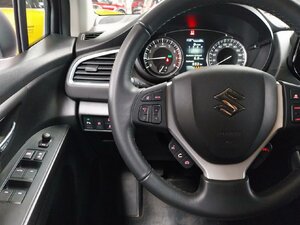 Suzuki SX4 S-Cross Comfort Kam SHZ ACC DAB 34.422 km 20.530 &euro; HAAN 42781