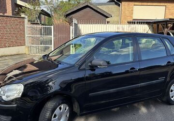 VW Polo 147.000 km 2.300 &euro; Neuss 41470