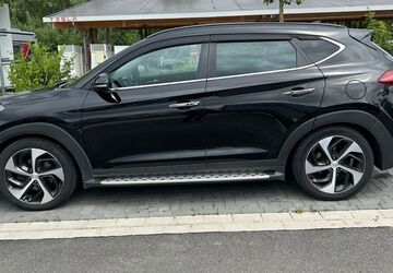 Hyundai TUCSON 157.000 km 15.500 &euro; Hilden 40724
