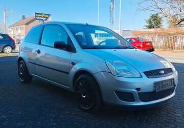 Ford Fiesta 198.000 km 1.199 &euro; Köln 50825