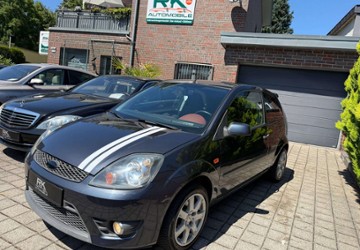 Ford Fiesta 200.000 km 1.999 &euro; Solingen 42651