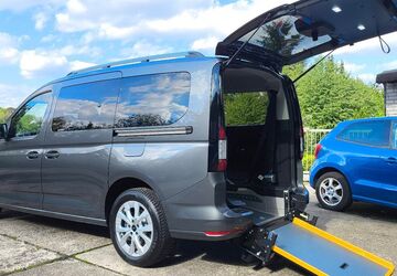 Ford Tourneo Connect 13.700 km 38.950 &euro; Solingen 42657