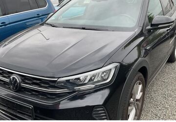 VW Taigo 13.279 km 25.650 &euro; Hilden 40721
