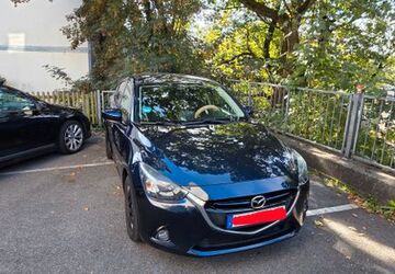 Mazda 2 179.000 km 7.400 &euro; Wuppertal 42277