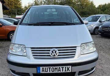 VW Sharan 258.000 km 1.499 &euro; Köln 51107