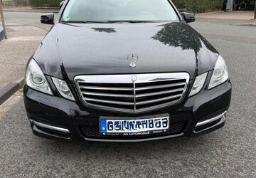 Mercedes-Benz E 300 204.222 km 10.500 &euro; Hilden 40724