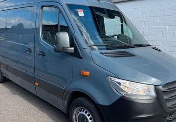 Mercedes-Benz Sprinter 175.000 km 12.150 &euro; Köln 51149